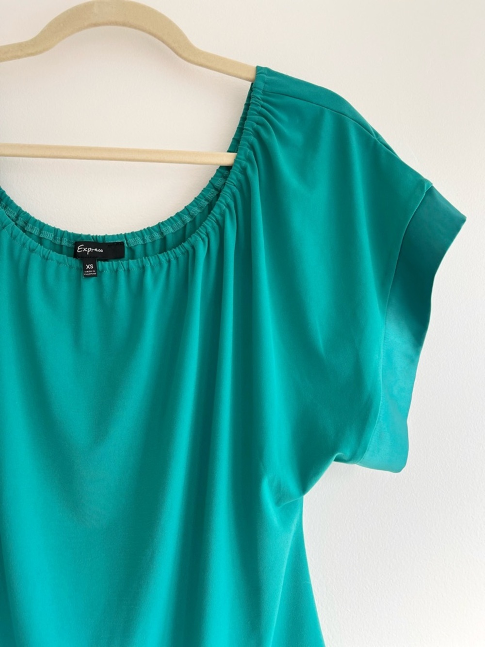Express Teal Scoop Neck Short Sleeve Blouse with Satin Trim | Women’s XS - Picture 2 of 6